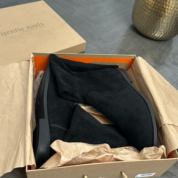 Gentle Souls by Kenneth Cole Women's Emma Stretch Boot - Picture 2 of 5